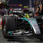 Hamilton manda, Mercedes avisa y ’Checo’ Pérez acaba décimo, en los segundos libres